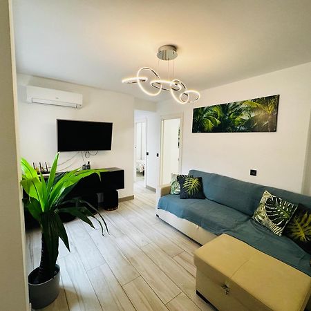 מאלגה Apartamento Fabrynne Beach מראה חיצוני תמונה